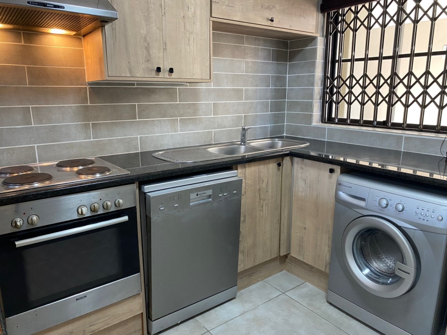 To Let 2 Bedroom Property for Rent in Rondebosch Western Cape